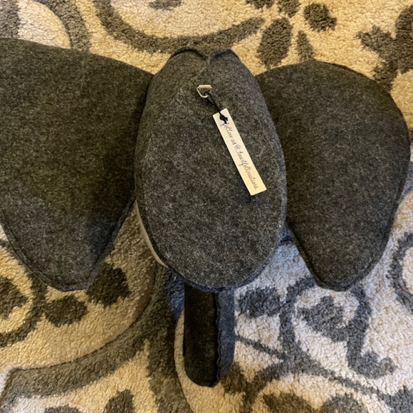 Handmade felt Elephant and Rhino decorative heads - Picture 3 of 6